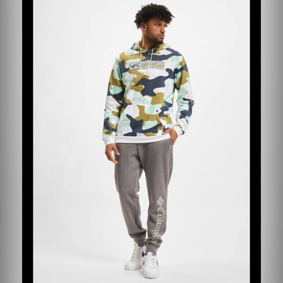 Men’s Columbia Hoodie - Picture 3 of 12